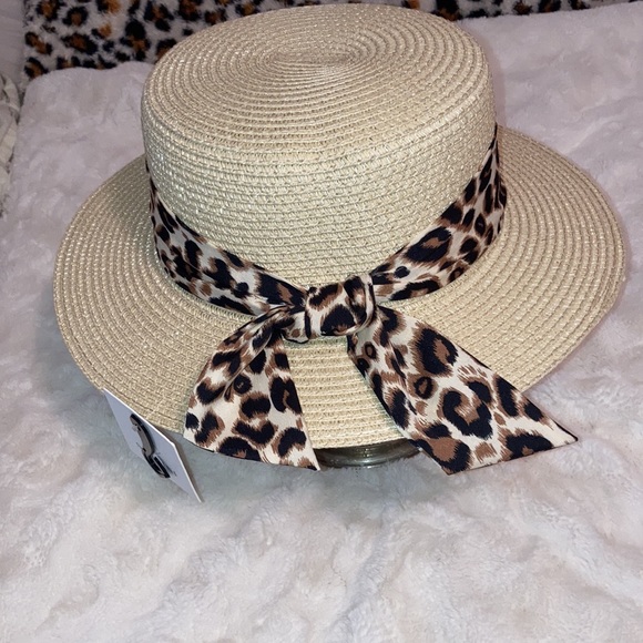 NWT π JUST IN TIME FOR SUMMER ADORABLE HAT WITH LEOPARD BOW DISCOUNT SHIPPING - Picture 3 of 8